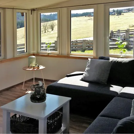 度假居 Comfortable Chalet Near Forest In