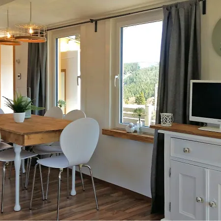 度假居 Comfortable Chalet Near Forest In *